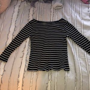 3 quarter sleeve slightly cropped